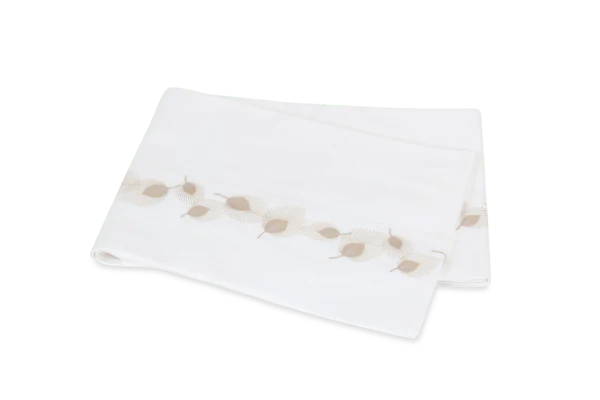 Matouk Feather Flat Sheet - Image 3